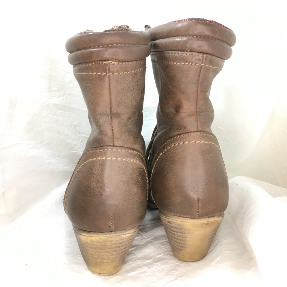 Cathy Jean Light Brown Lace-Up Boots with Plaid Lining -7- - Picture 8 of 16
